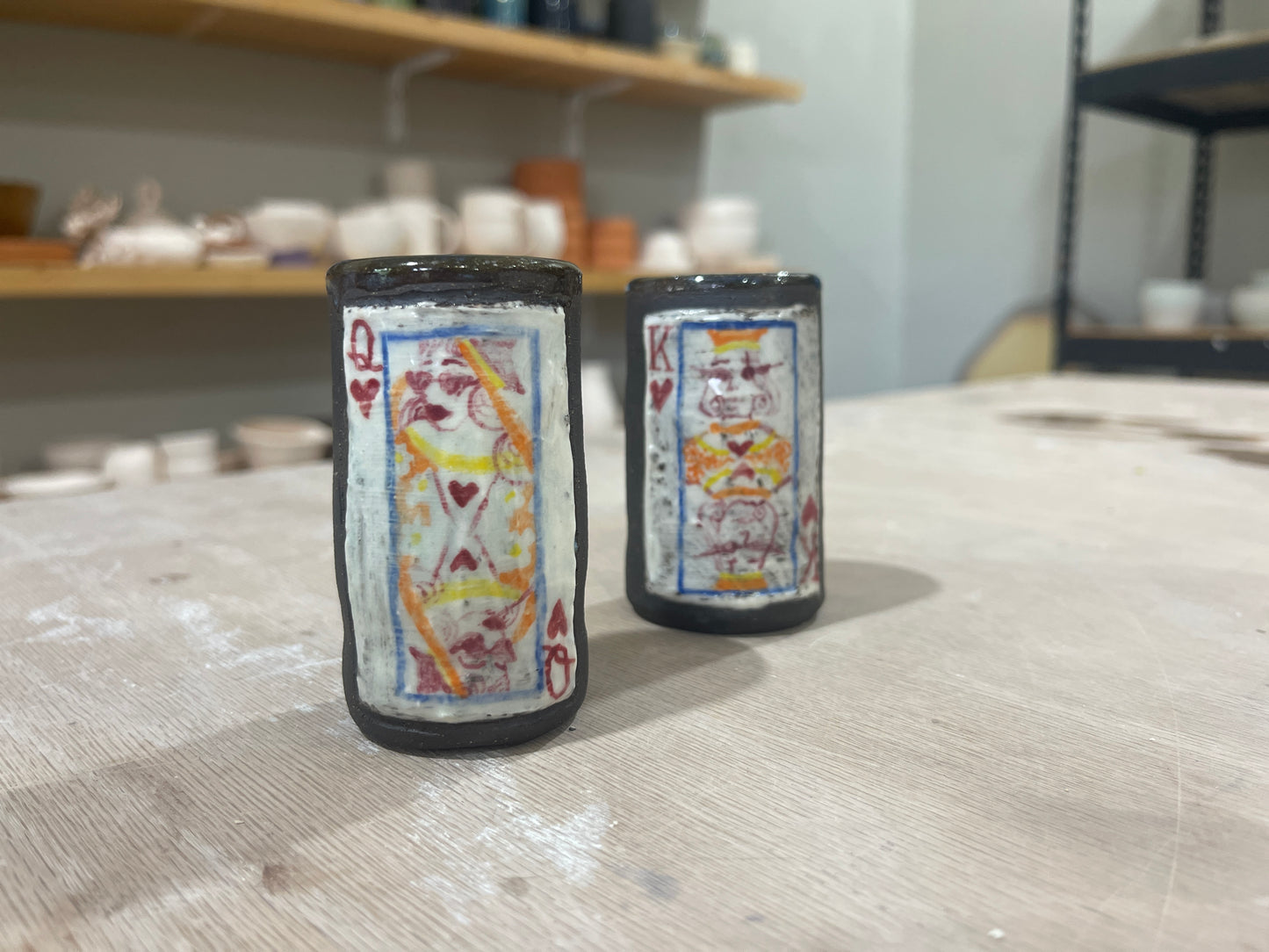 KING AND QUEEN FLOWER VASE/SHOT GLASS SET