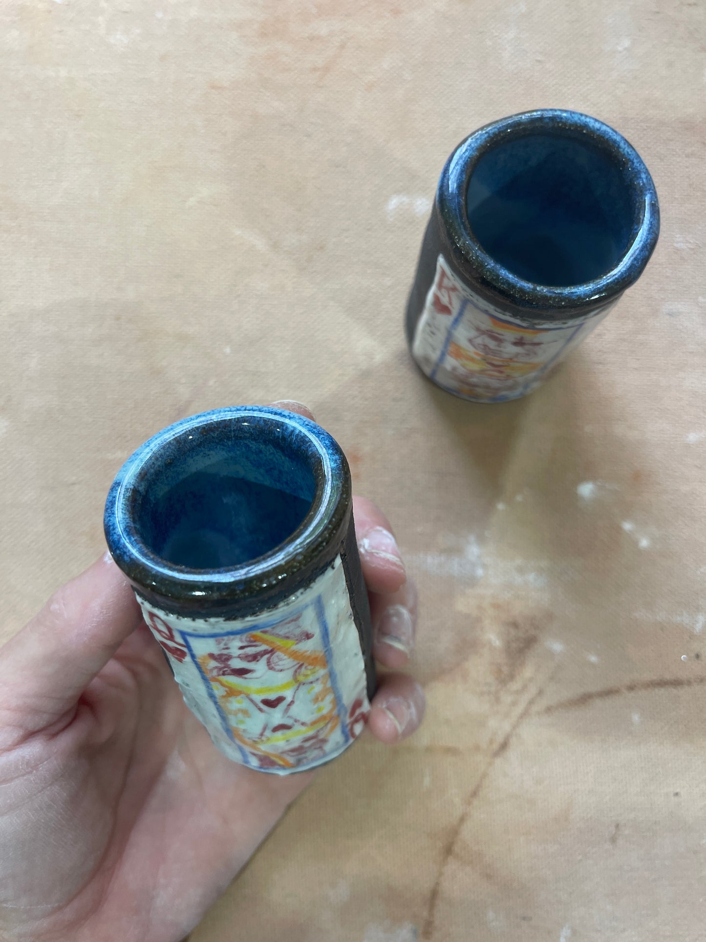 KING AND QUEEN FLOWER VASE/SHOT GLASS SET